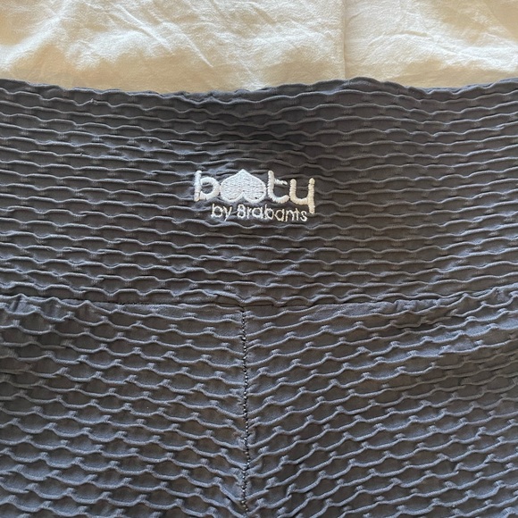 Gray Booty by Brabants Croco leggings - Picture 3 of 3